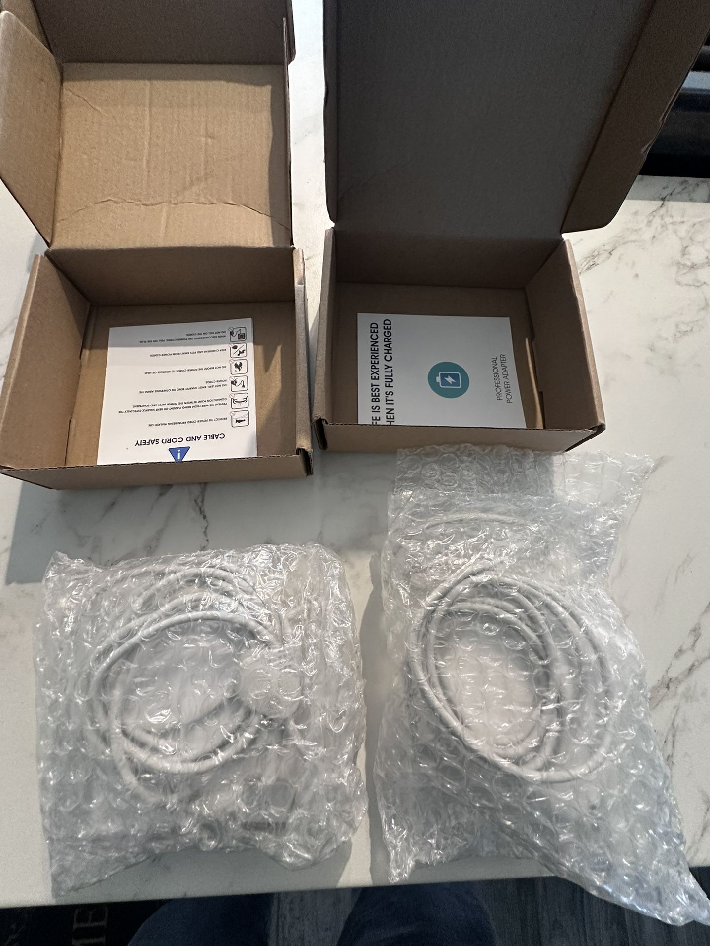 Apple Mack Book Charger