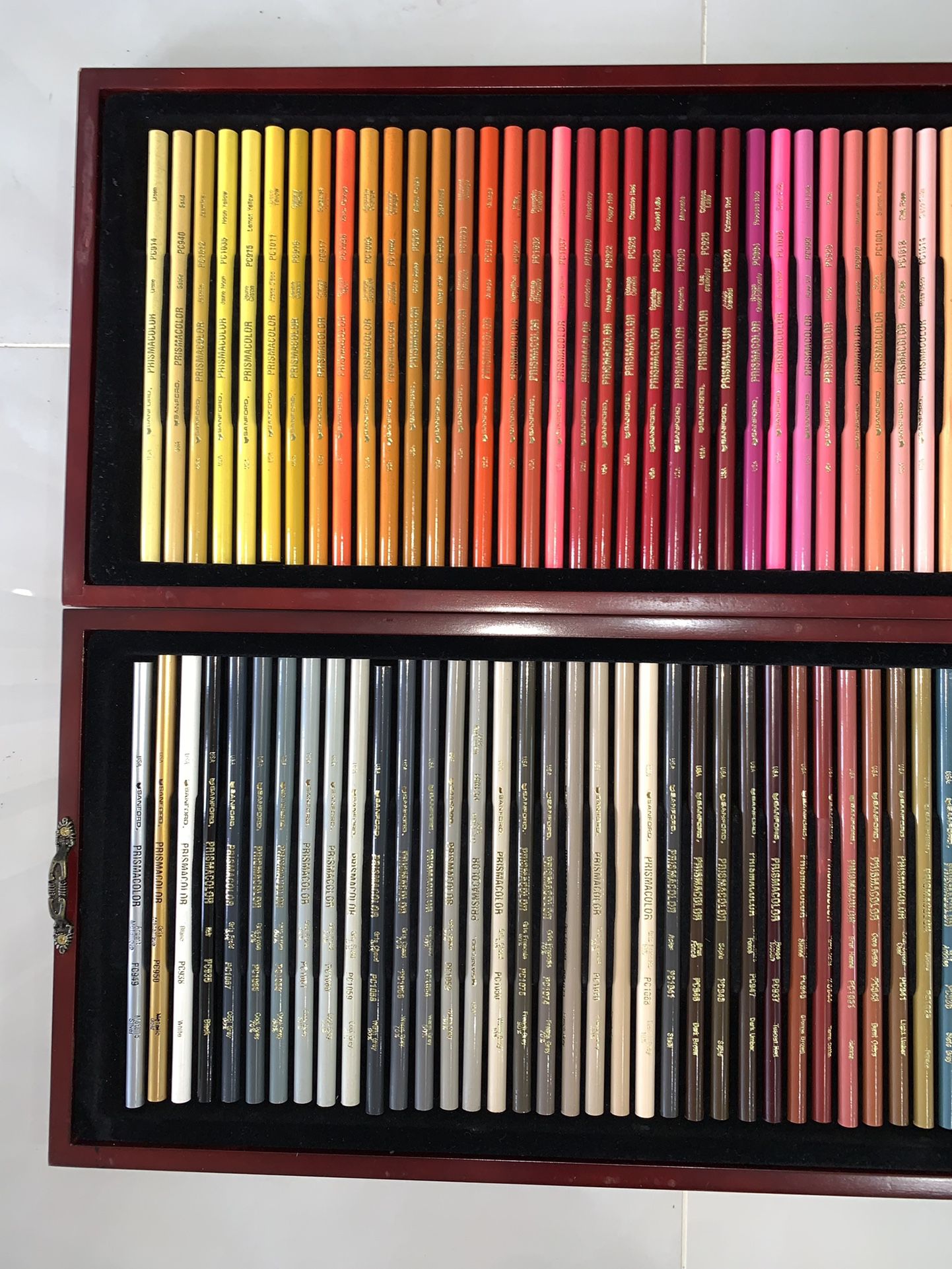 Used Prismacolor Premier Lightfast 12 Colored Pencils for Sale in Pasadena,  CA - OfferUp