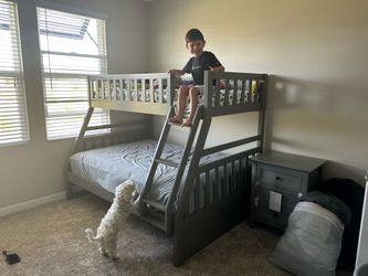 Bunk bed