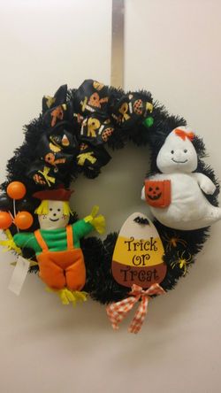 Halloween spirit wreath