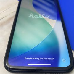 Apple iPhone 11 Black  64gb FACTORY UNLOCKED!  