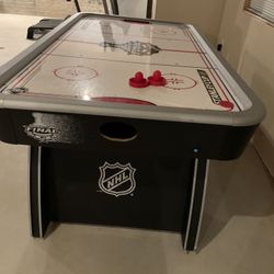 7 feet Hockey table