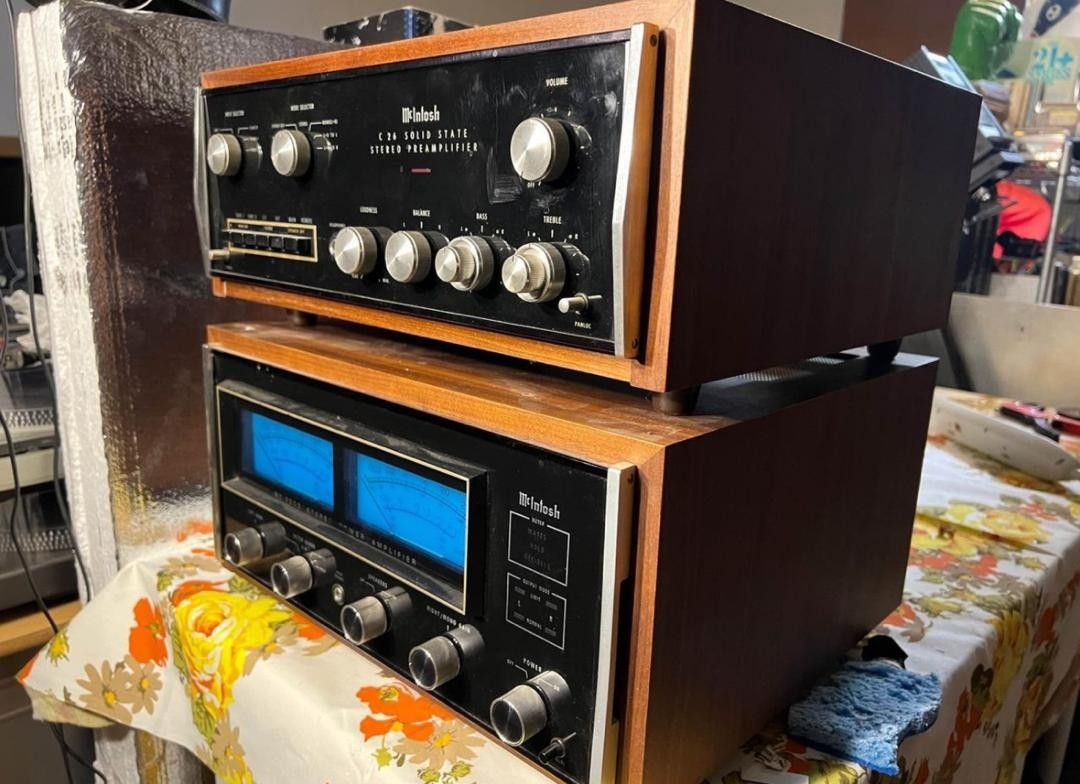 McIntosh C26 Preamp and MC 2205
Power Amplifier