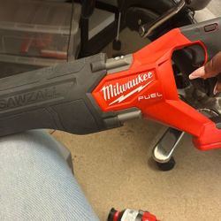 Milwaukee Reciprocal Saw $159 Today !!! With Battery And Changer Layaway Available 
