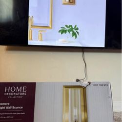 Wall Sconce with Clear Glass Shade