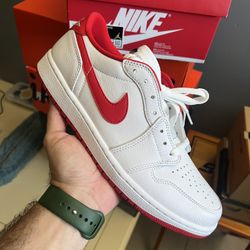 Jordan 1 Low University Red Size 10 