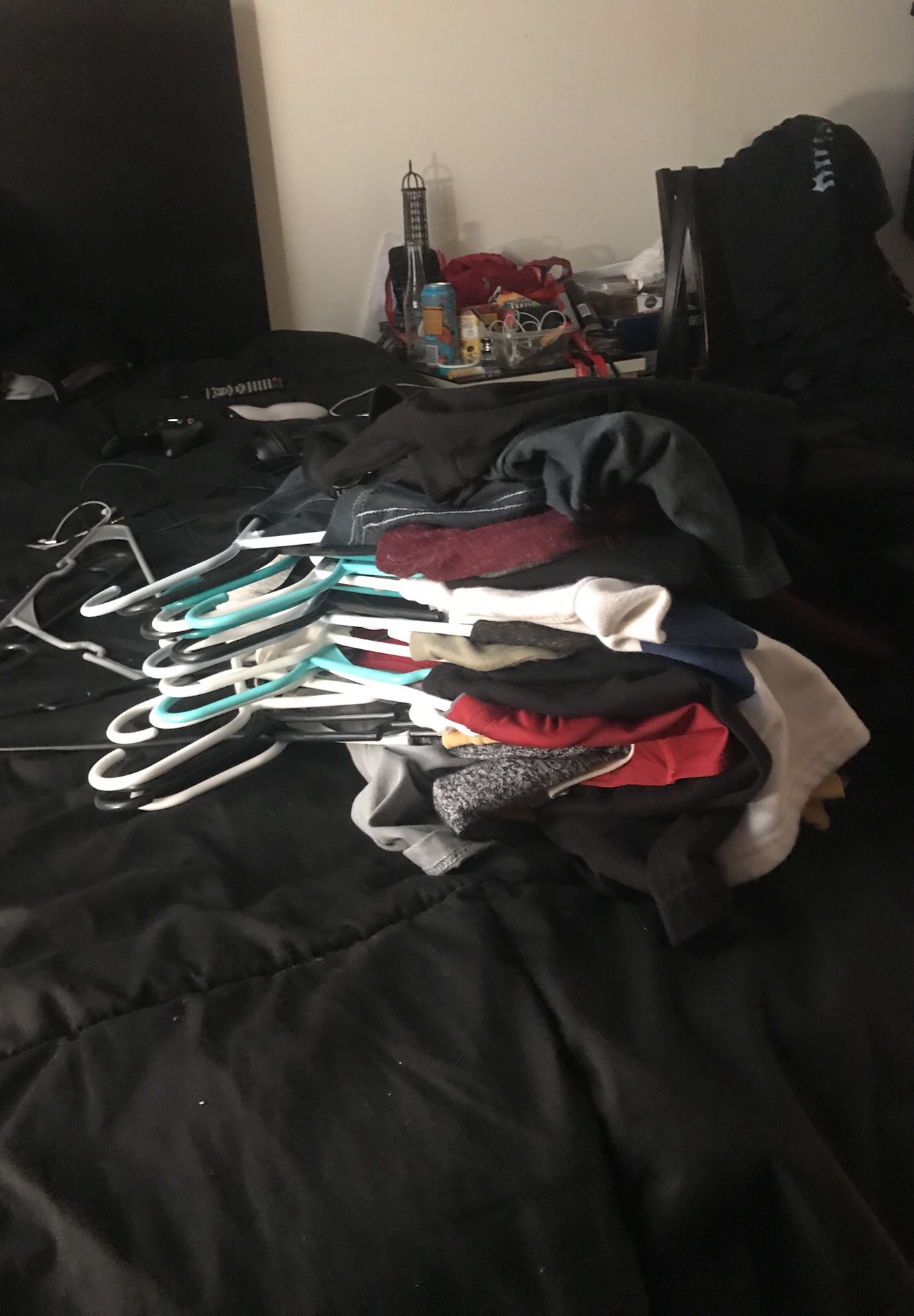 CLOTHES HAUL SELLING 21 LARGE SHIRTS FOR MEN