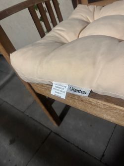 Giantex Tufted Bench Cushion – Beige