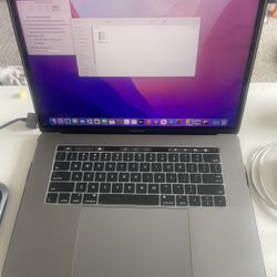 MacBook Pro (15 inch 2016)