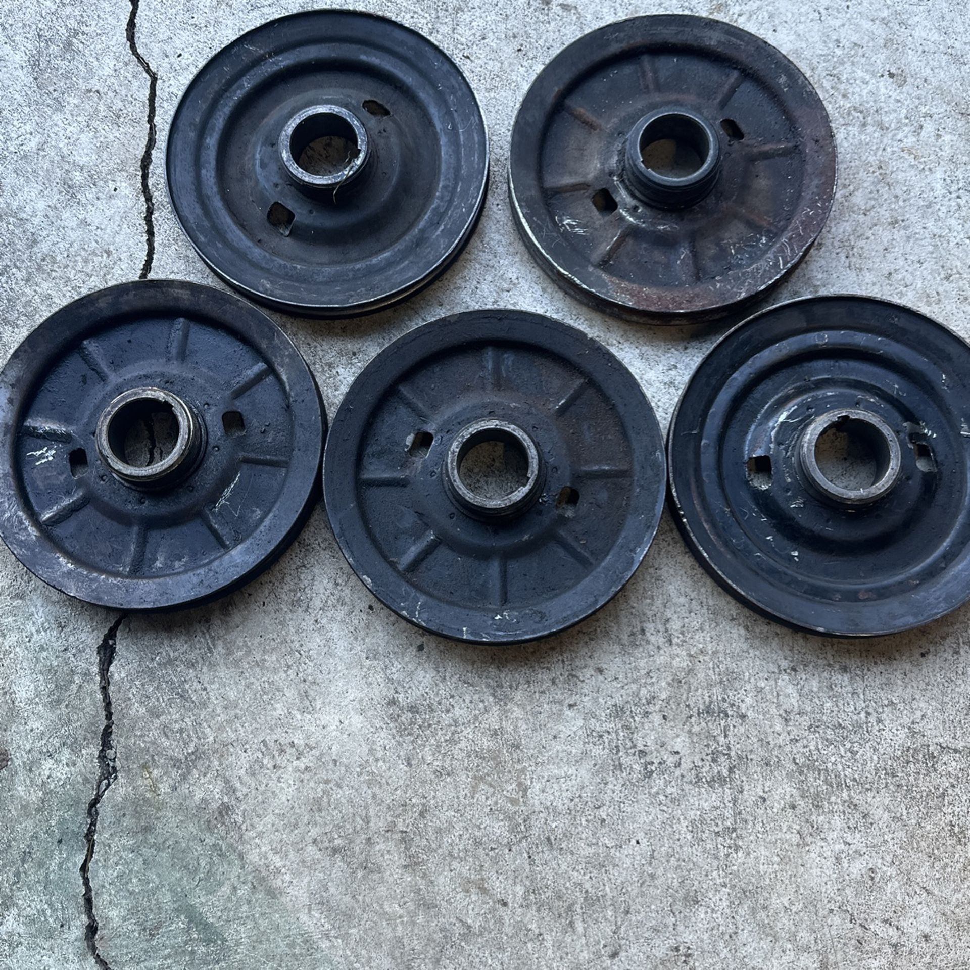 Vw Pulleys 1 For 5$ 5 For 20$