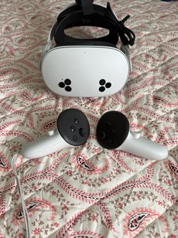 Meta Quest 2 VR Headset with Controllers
