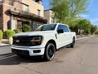 Ford F-150 SuperCrew Pickup Truck