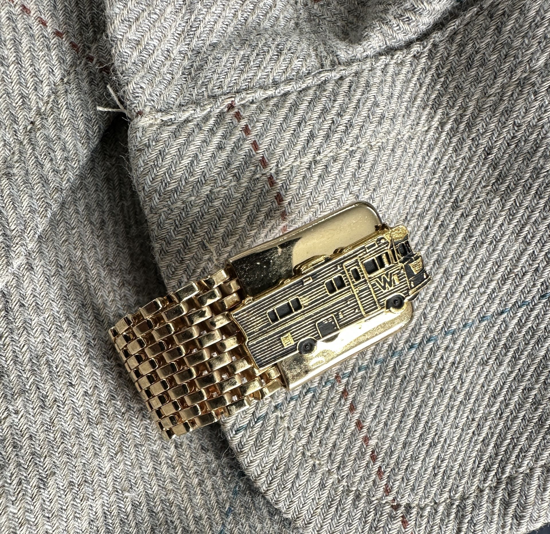 Vintage Winnebago Cufflinks Wrap Gold Tone Mesh Motorhome
