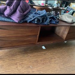Stella Low Media Console