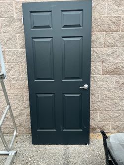 6-Panel Interior Door with Lever Handle