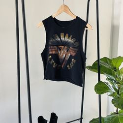 Vintage Van Halen black crop tee. Missing tag  Bin K 