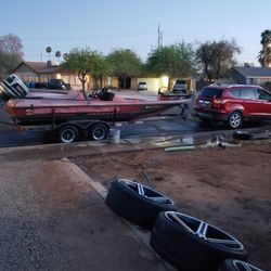 1989 Skeeter Bass Boat