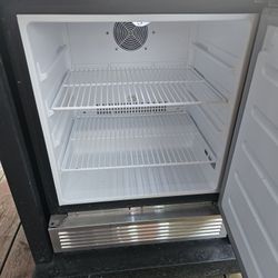 Outdoor Refrigerator 