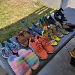 Mixed Lot Of 11 Pairs Of Women Shoes, High Heels, Slipper