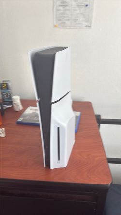 Sony PlayStation 5 Console Disc edition like brand new!!!