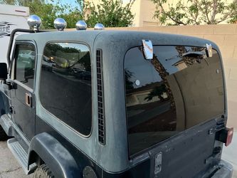 Jeep wrangler hard top