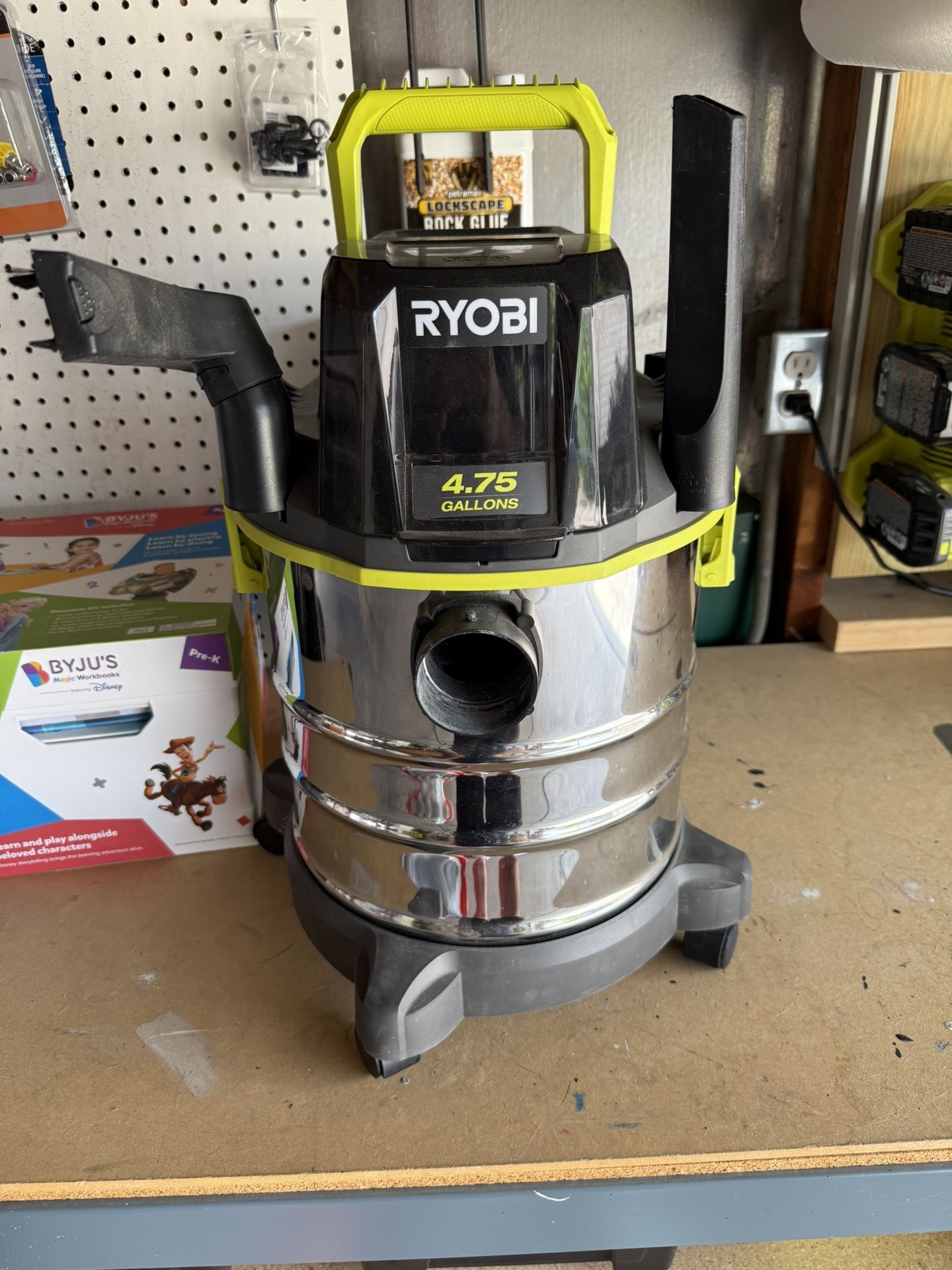 Ryobi Wet Dry Vacuum