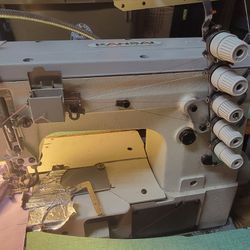 Cobre Industrial Sewing Machine And Blind Sewing Machine $900 For Both