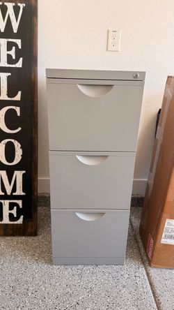 Filing cabinet, 3 drawer