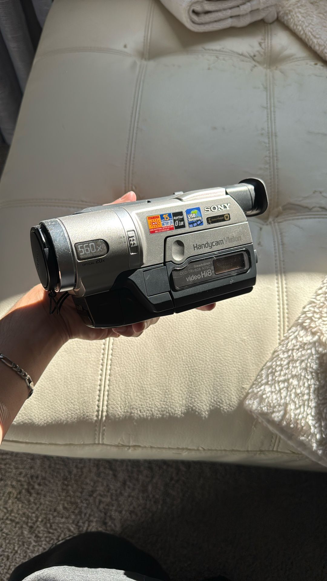 Sony Handycam CCD-TRV608