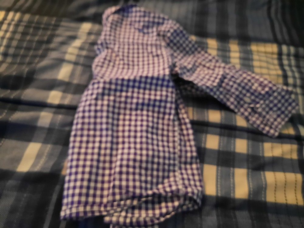 Boys size 4