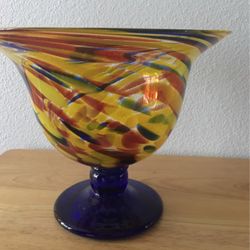 Beautiful Vase 9” Tall 10” Wide At Rim