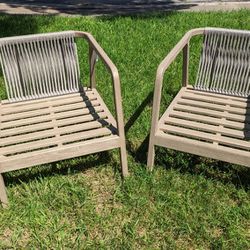 Numa Outdoor Chairs