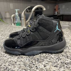 Jordan 11 Size 4 