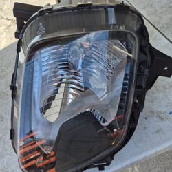Kia Soul Left Headlight Oem