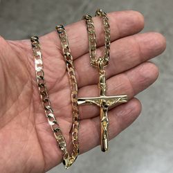 14k premium gold plated cross pendant and necklace ✨✨✨