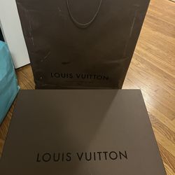 Louis Vuitton Box And Cloth For Sale