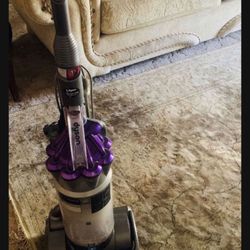Dyson Vacuum 