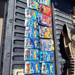 Hotwheels Bundle Make Offers 