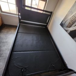Full Size Adjustable Bed Frame 