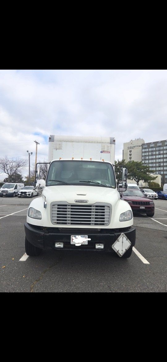 2015 Freightliner M2