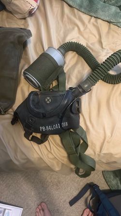 US Military M25A1 Tanker Gas Mask
