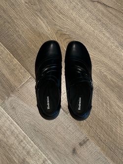 Hodrmios Women’s slip on loafer size 8