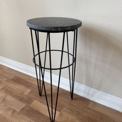 Black Marble End Table // Cash Only
