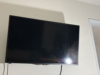 36 Inch RCA TV