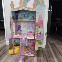 Doll House 