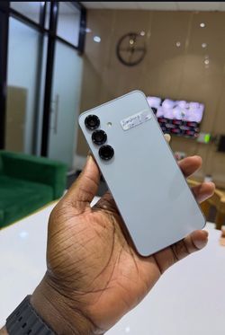 Samsung Galaxy s25 plus