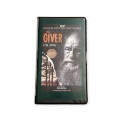 The Giver by Lois Lowry Audiobook Cassette Tapes 