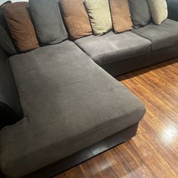 2 - Piece Upholstered Sectional