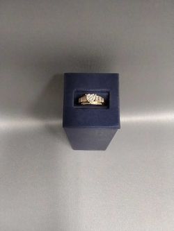 Yellow Gold 10k (.417) 3.4 grams Size 7.5