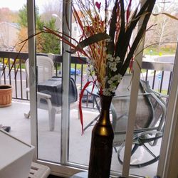 Skinny Tall Metal Floor Vase With Arrangement Pickup Only Cash 